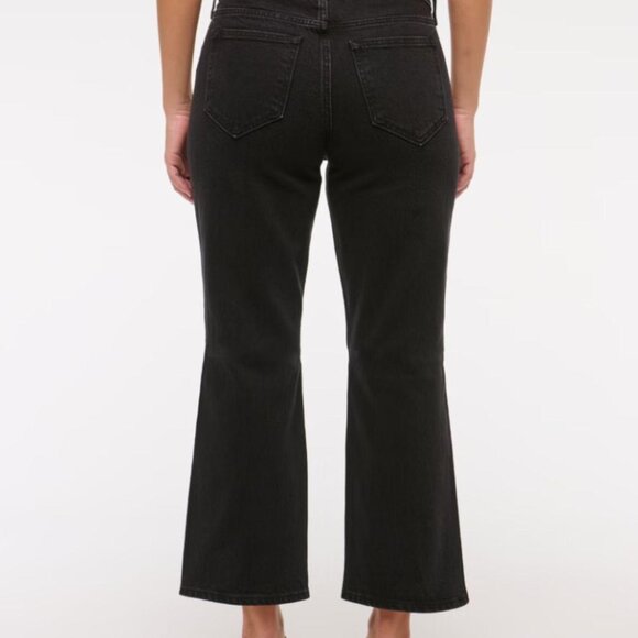 NWT Abercrombie Curve Love Low Rise Black Cropped Boot Jean - Picture 1 of 3